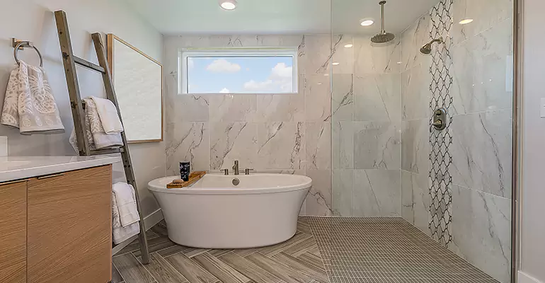 Luxury Master Bath Designs in Burlington